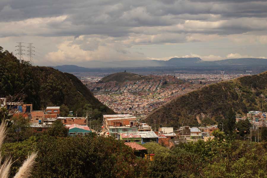 Estudio sobre las nubes y la circulación de las corrientes en Bogotá